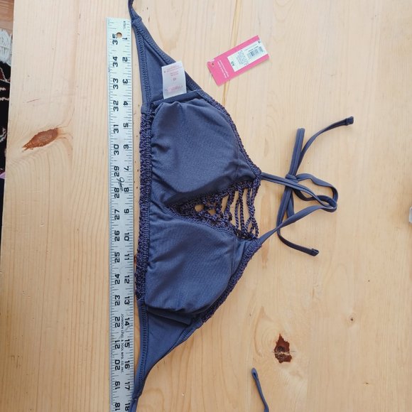 🎀 3/$30 NWT! Crocheted Swim Top - Built in Bra with back and neck ties (3318) - Picture 8 of 8